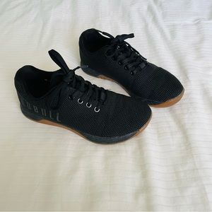WOMEN’S NOBULL BLACK GUM TRAINER